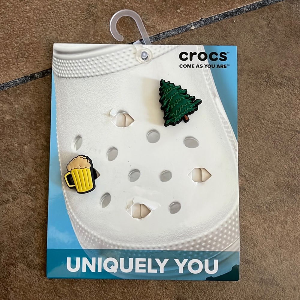 Crocs tree and beer